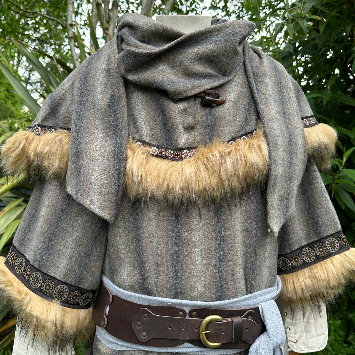 Barbarian fur trim tunic in brown and grey for LARP.