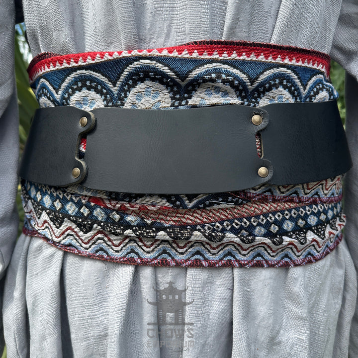 LARP-Gürtel- und Schärpenset mit Zubehör - Dunkelgraue Wolle - Schwarzes Büffelleder - Geschenkideen