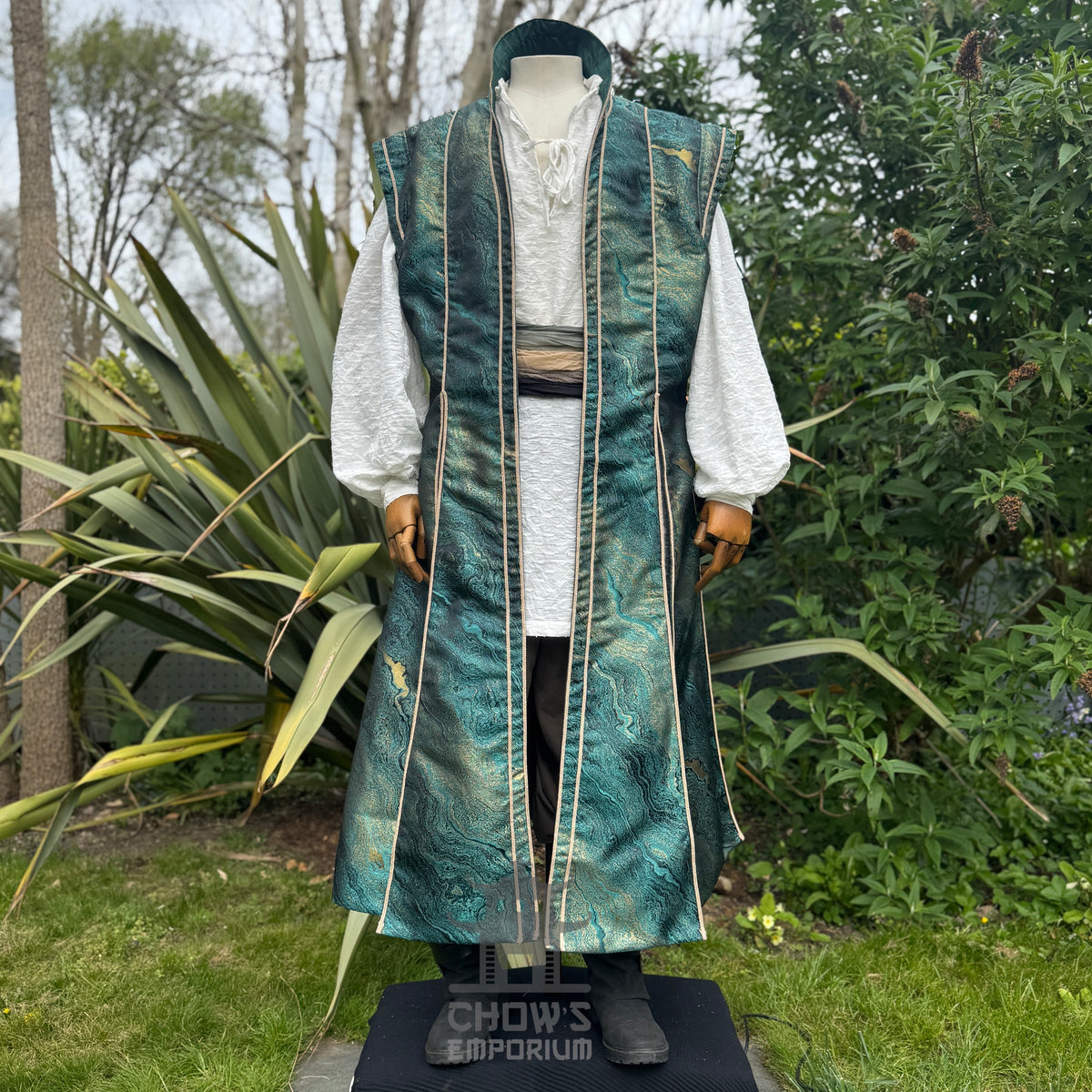 Sorcerers Robe in Green & Gold