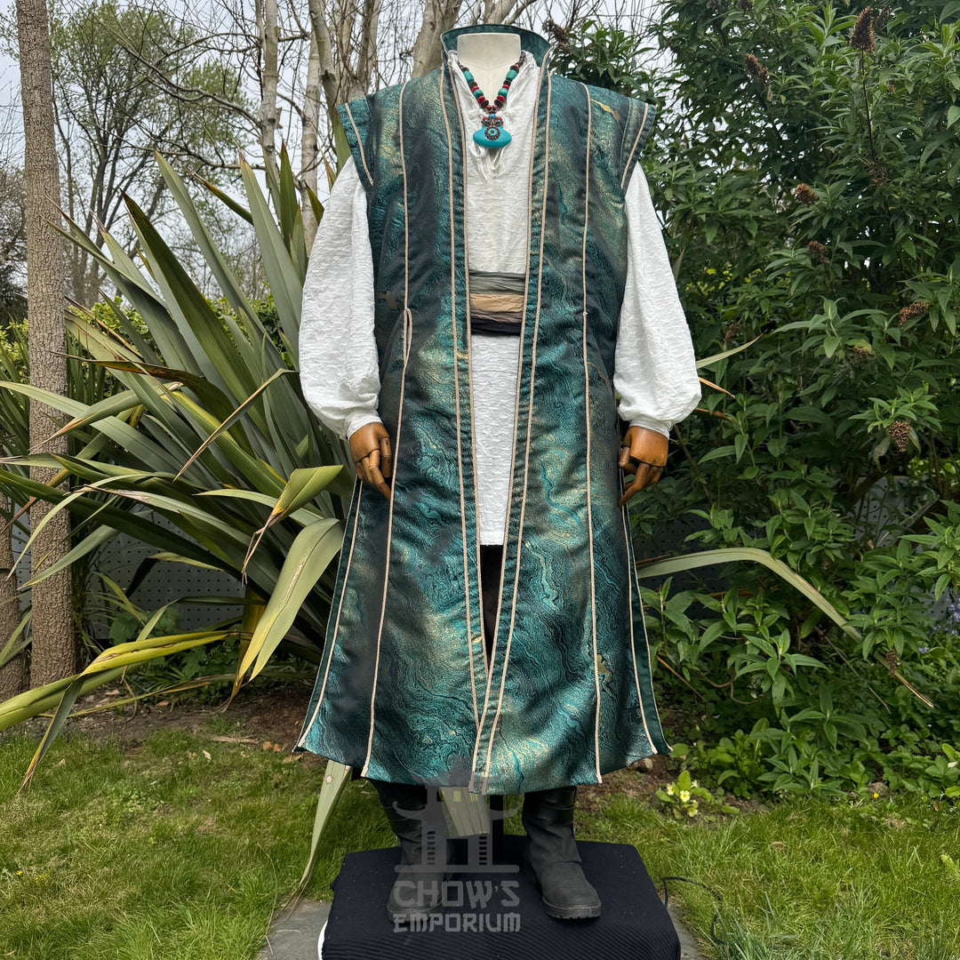 Sorcerers Robe in Green & Gold