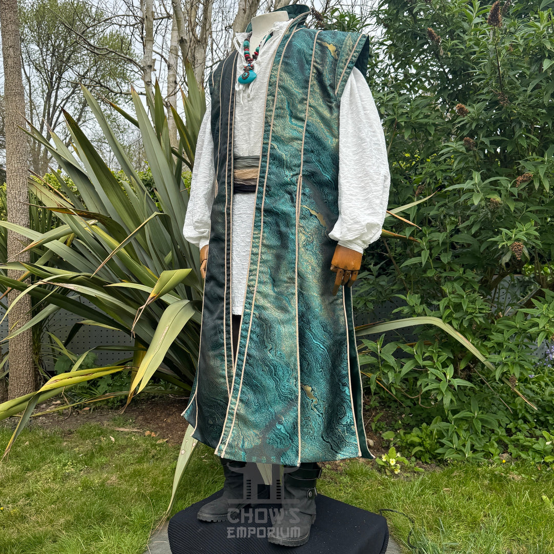Sorcerers Robe in Green & Gold