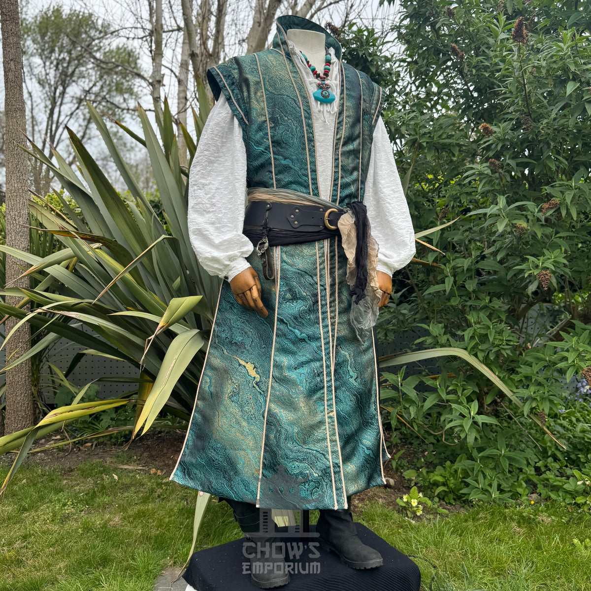Sorcerers Robe in Green & Gold