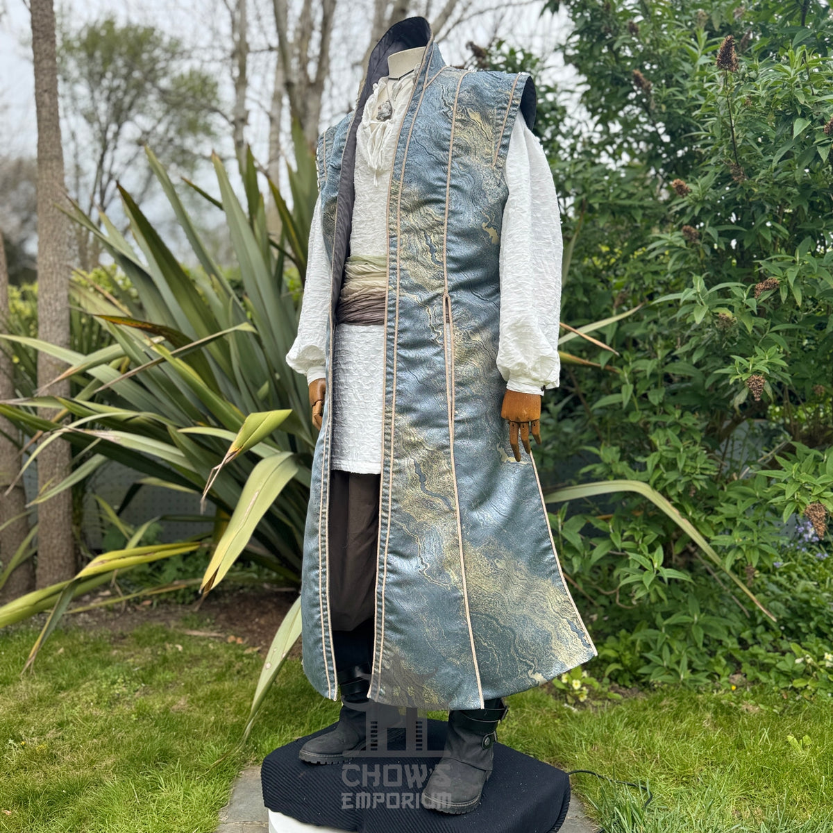 Sorcerers Robe in Grey & Gold