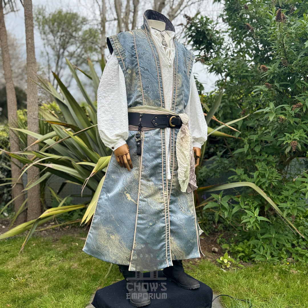 Sorcerers Robe in Grey & Gold