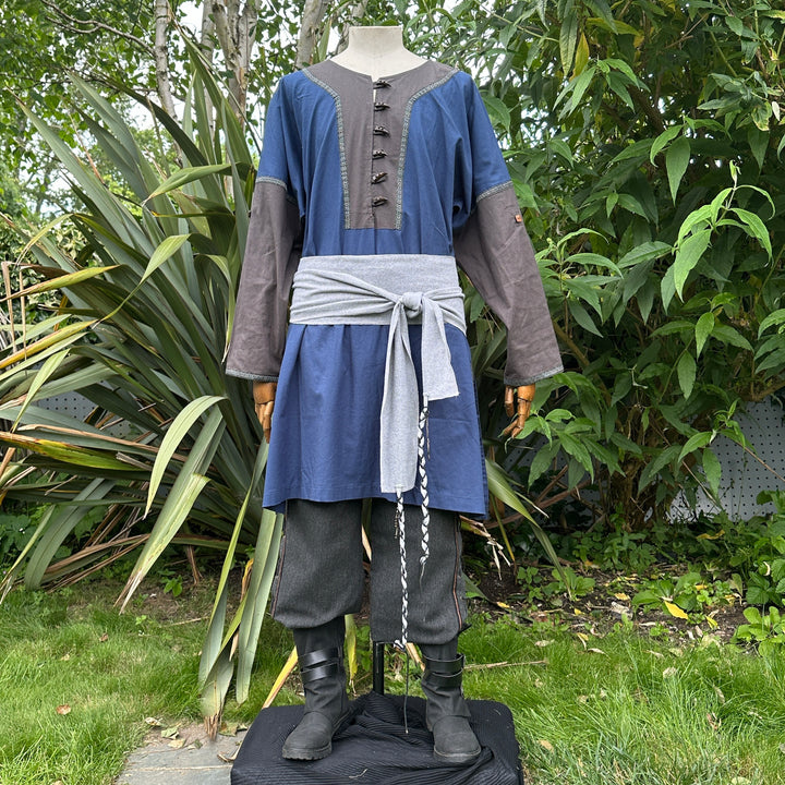 Tenue Storm Master LARP - 3 pièces ; Gilet, tunique et ceinture à panneaux bleus