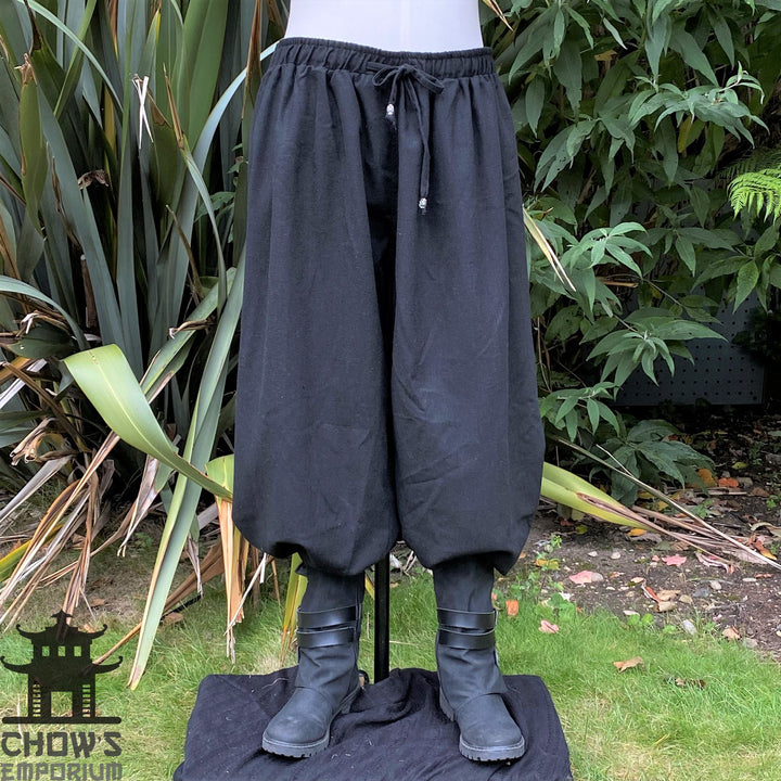 Pantalon LARP Hero - Pantalon ample en mélange de coton/lin noir avec dentelle latérale et tressage