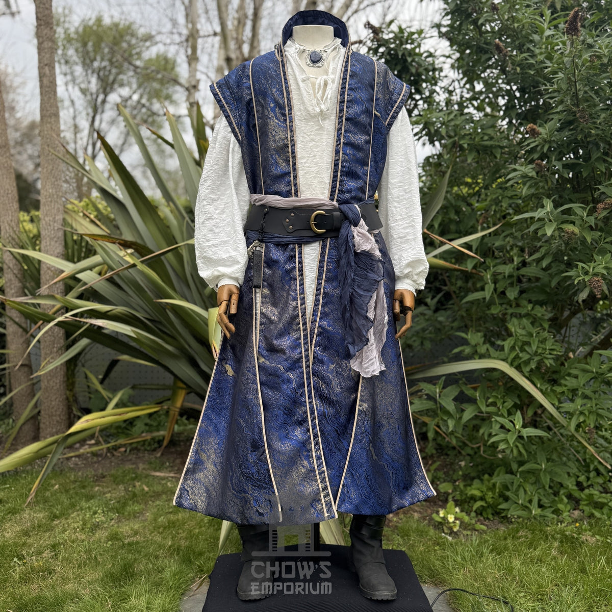Sorcerers Robe in Blue & Gold