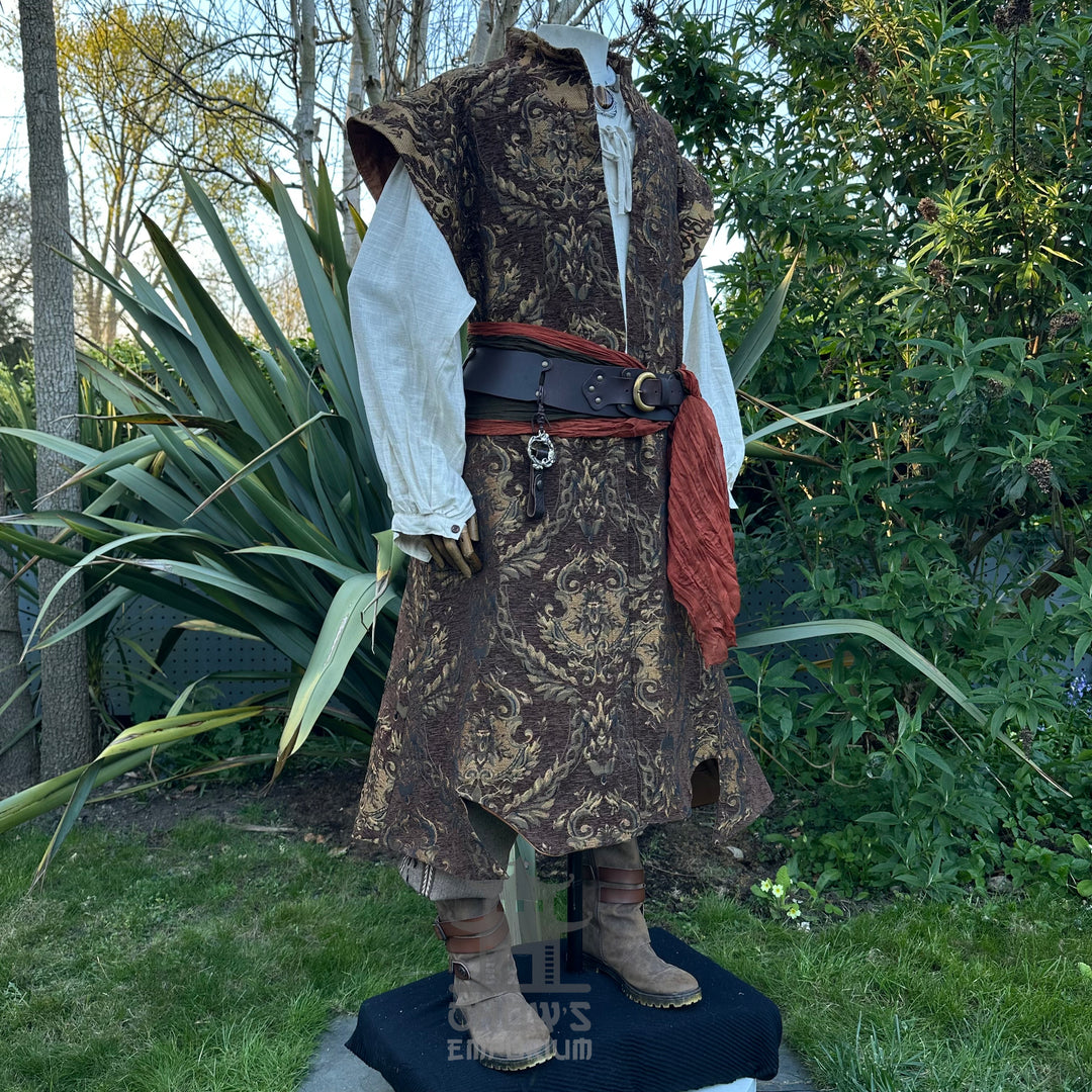 Captain Goldthorn Set, 4+ pieces, Brown & Gold (Waistcoat, Shirt, Sash & Necklace)