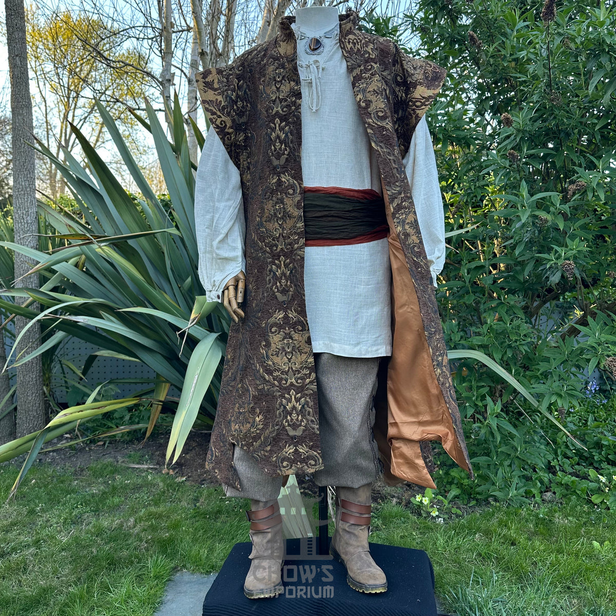 Captain Goldthorn Set, 4+ pieces, Brown & Gold (Waistcoat, Shirt, Sash & Necklace)