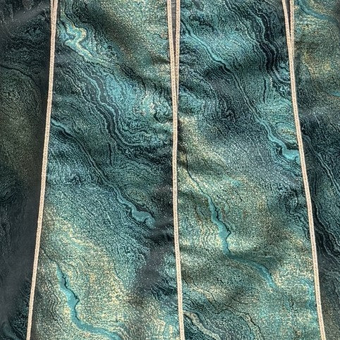 Sorcerers Robe in Blue & Gold