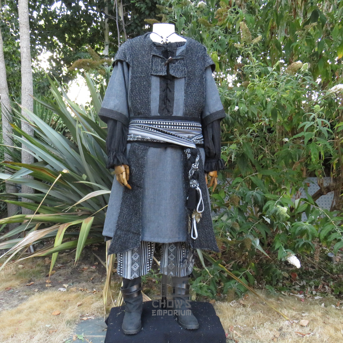 LARP Basic Outfit - 3 pieces Grey & Purple (Tunic, Hood, Sash)
