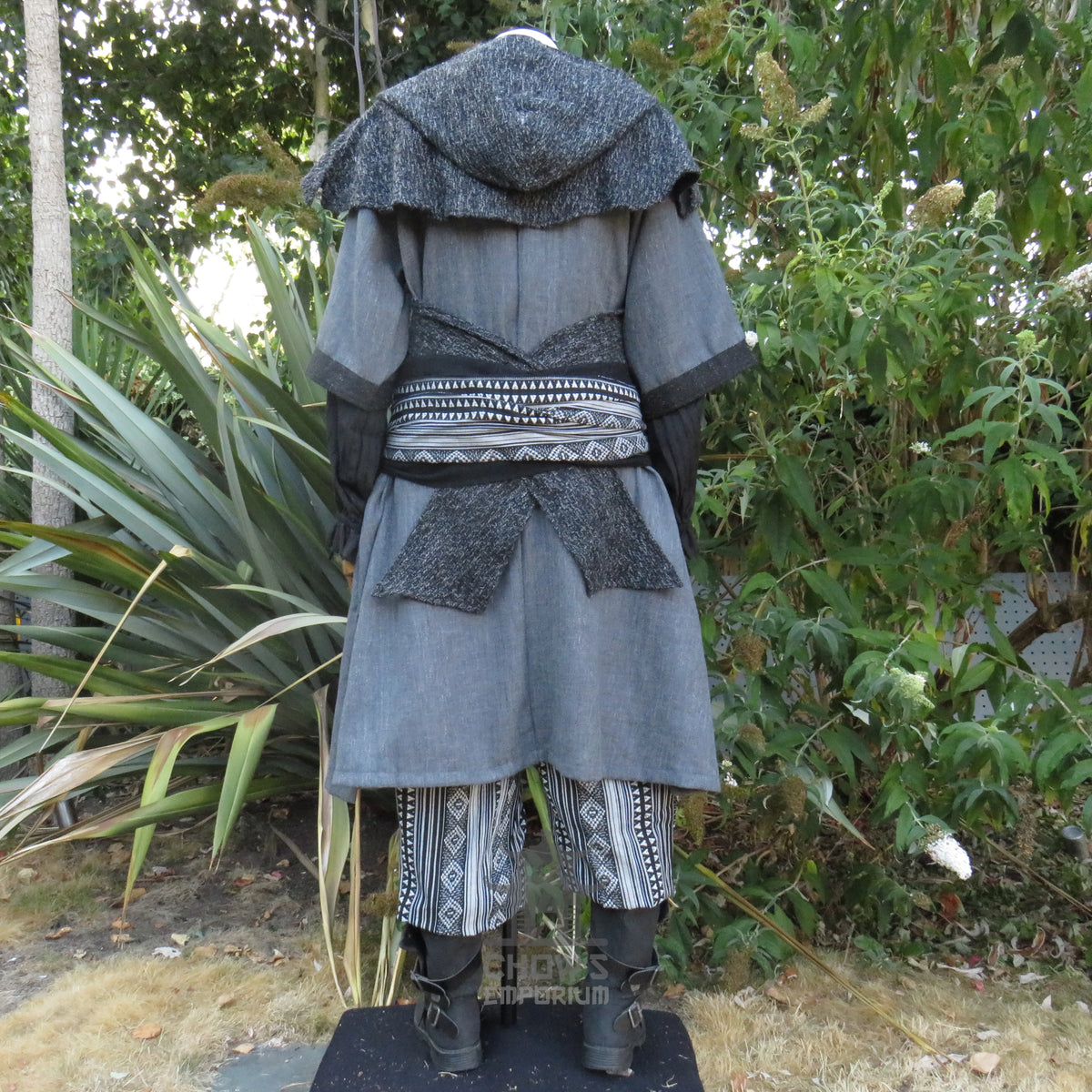 LARP Basic Outfit - 3 pieces Grey & Purple (Tunic, Hood, Sash)