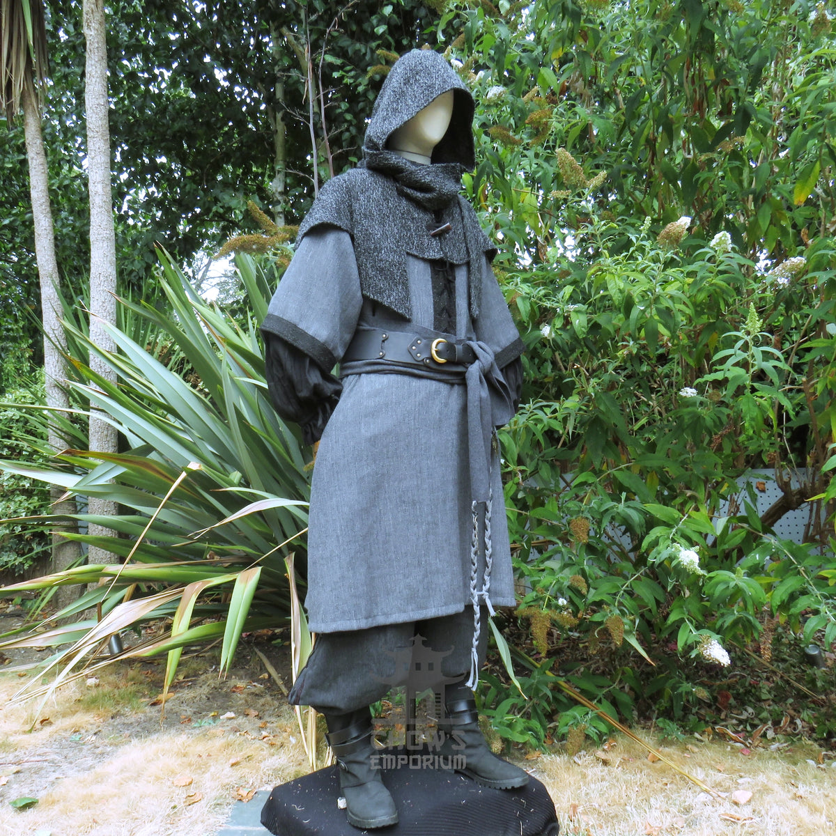 LARP Basic Outfit - 3 pieces Grey & Purple (Tunic, Hood, Sash)