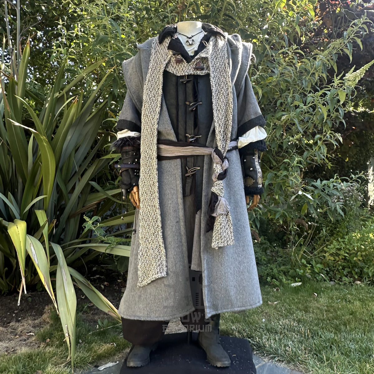 Mountain Ranger LARP Outfit, 5 Pieces (Robe, Waistcoat, Vambraces, Hood & Sash)