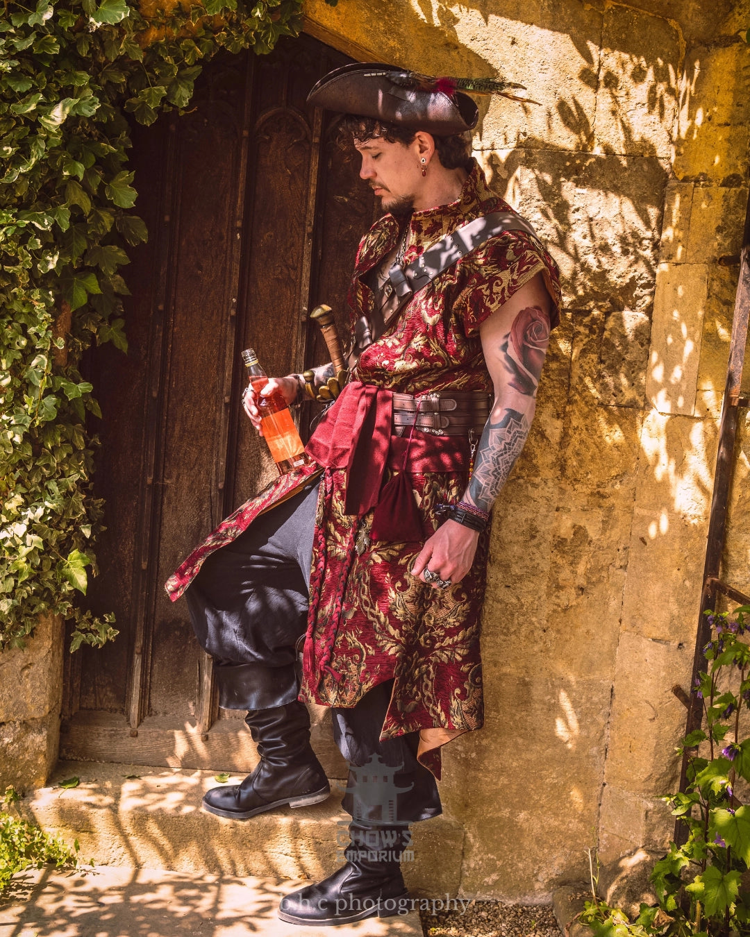 Regal Waistcoat in Red &amp; Gold