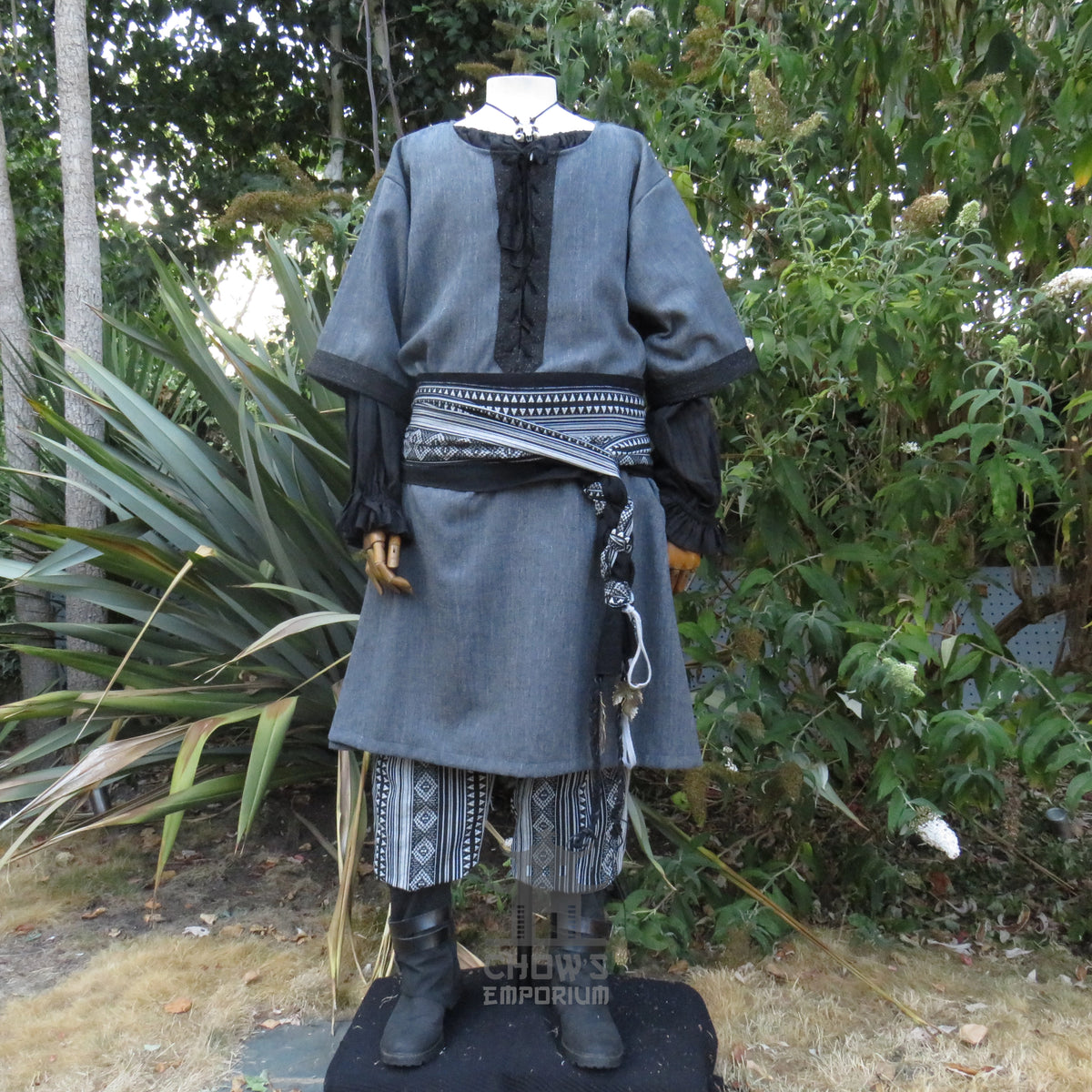 LARP Basic Outfit - 3 pieces Grey & Purple (Tunic, Hood, Sash)