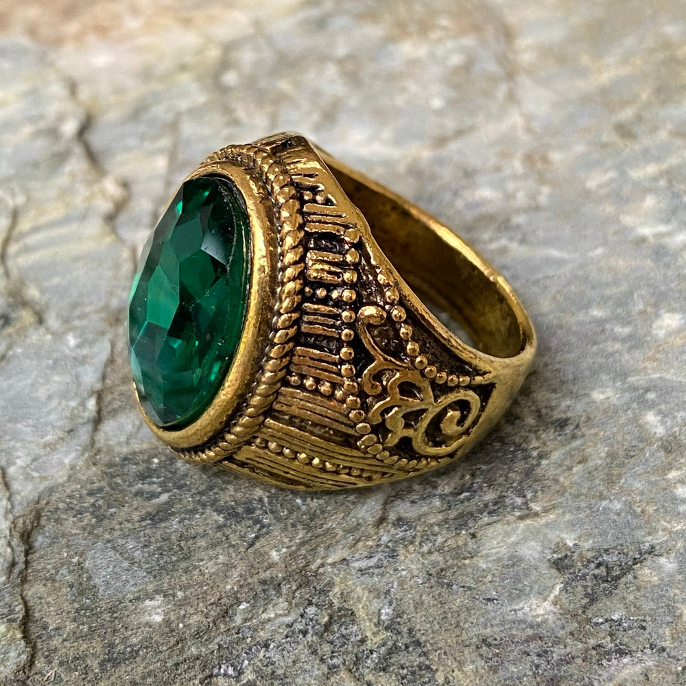 Gemstone Ring - Gold (Green) - Chows Emporium Ltd
