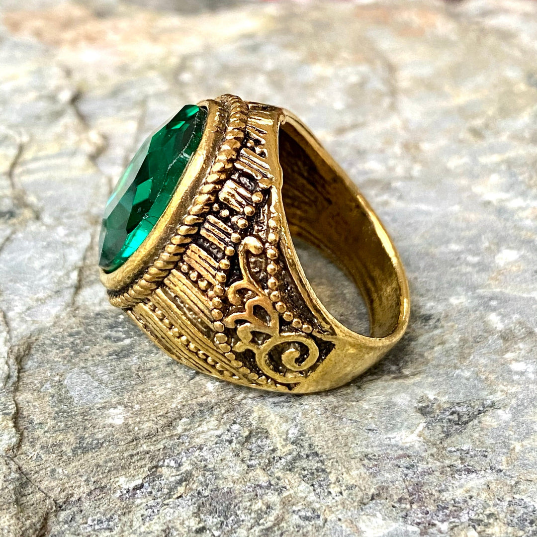 Gemstone Ring - Gold (Green) - Chows Emporium Ltd