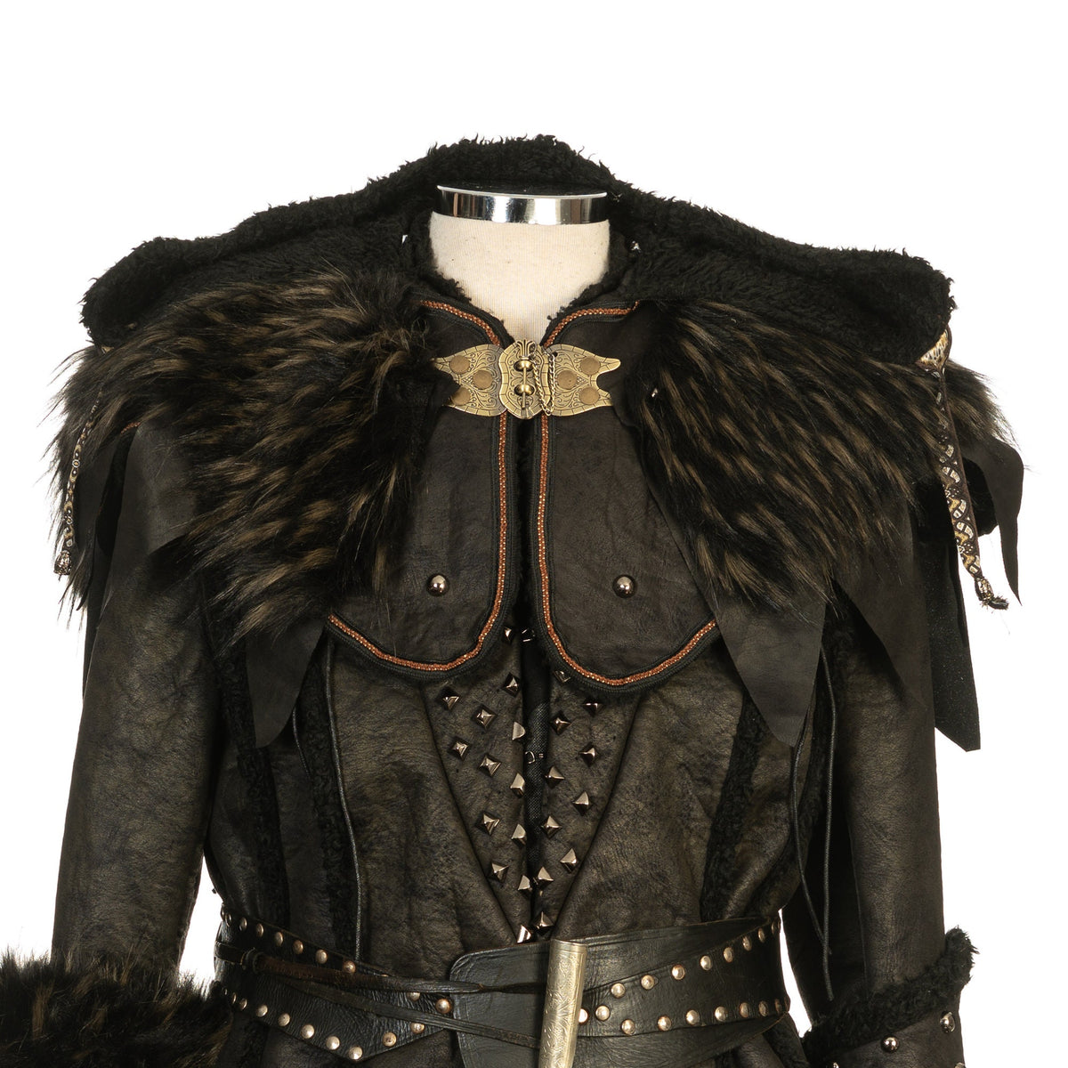Medieval LARP costume, fur-trimmed hood and detailed brass clasp.