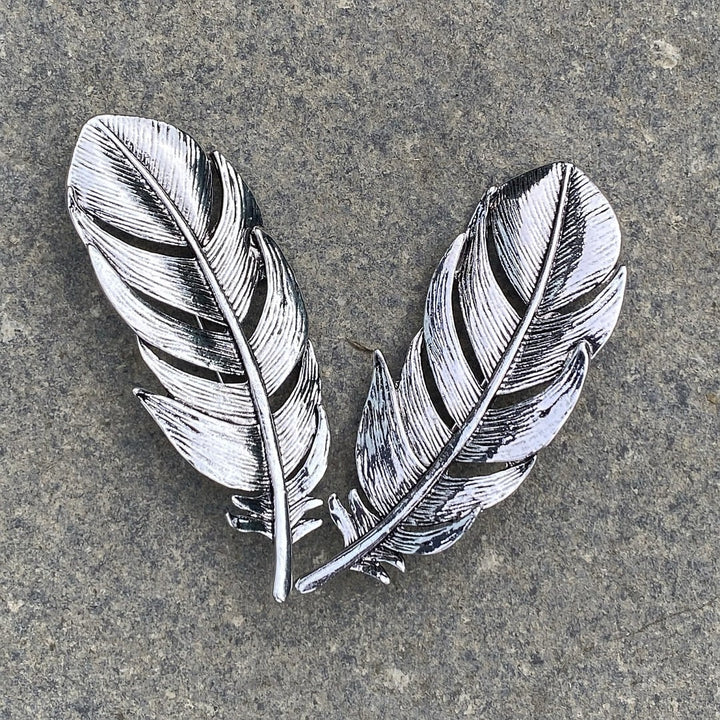 Brooch, Pack of 2, Feather, Pin, House Sigil, Silver LARP Accessory, for Cosplay, Renaissance Faire, Vikings, Medieval History Costumes - Chows Emporium Ltd