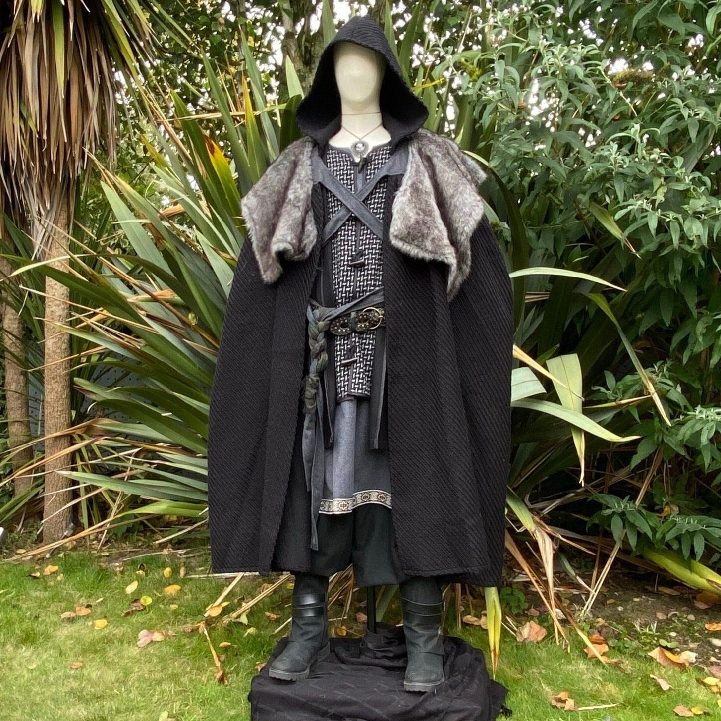 Mantle shop cape coat