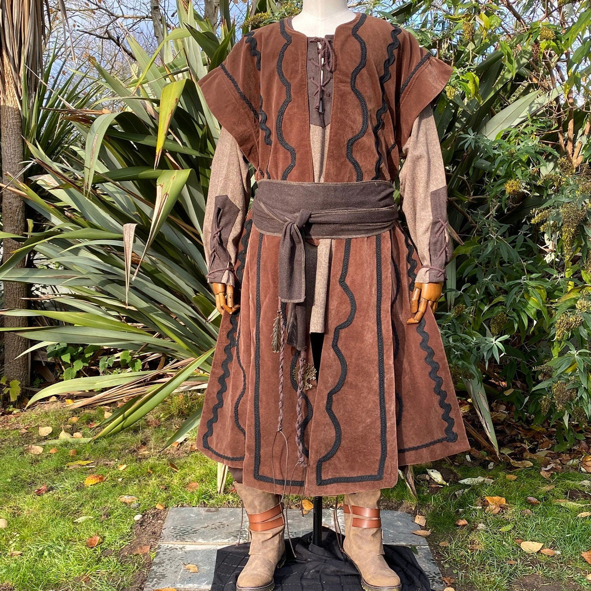 Medieval LARP waistcoat with wavy trim, full frontal view.