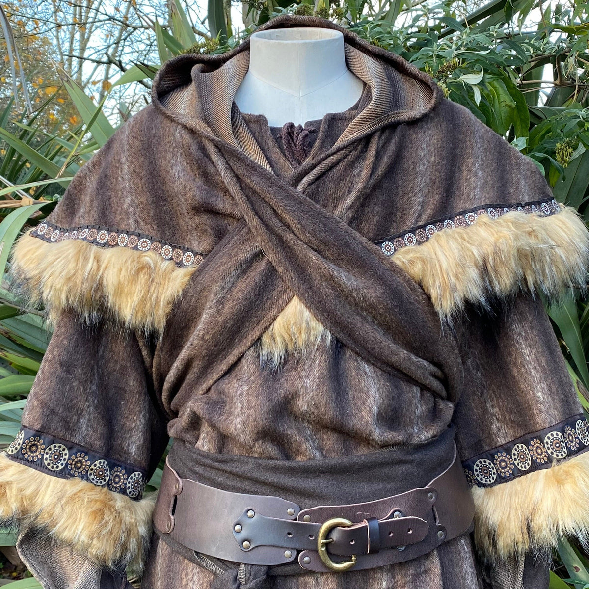 Brown LARP mohair hood with fur trim, front view and braided details.