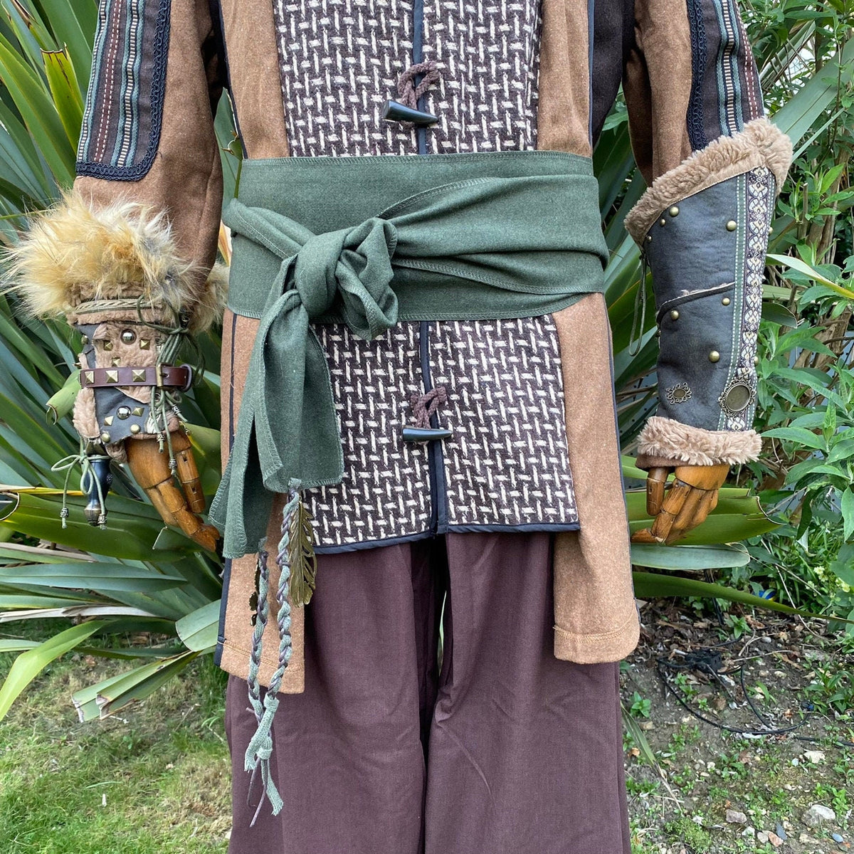 A Green Wool LARP Sash. The Viking Sash is a Woollen sash that works well by itself, or.