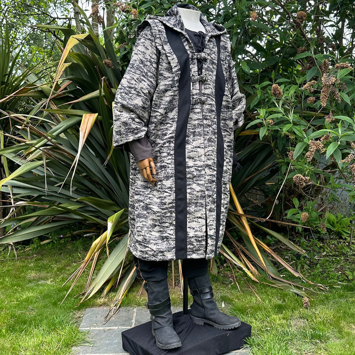 The Brown and Black Patterned LARP Robe is Mid Length, down to your knees. It has Long flowing Sleeves that cover your arms. These are perfect for any LARP character, or LARP Costume. The Hood is a big open hood with plenty of space underneath.